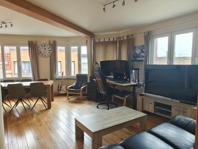 Appartement te huur in Gent voor € 850 met 1 slaapkamer