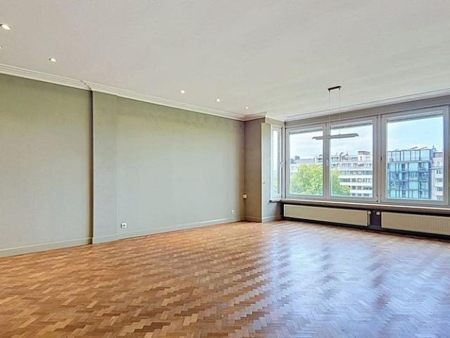 Appartement te huur in Gent voor € 1.100 met 3 slaapkamers