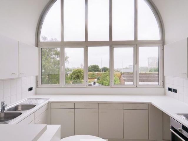 Appartement te huur in Gent voor € 1.200 met 2 slaapkamers