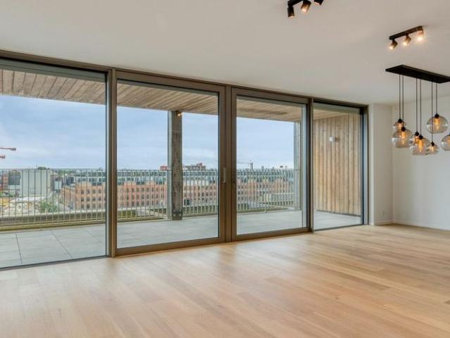 Appartement te huur in Gent voor € 1.730 met 2 slaapkamers