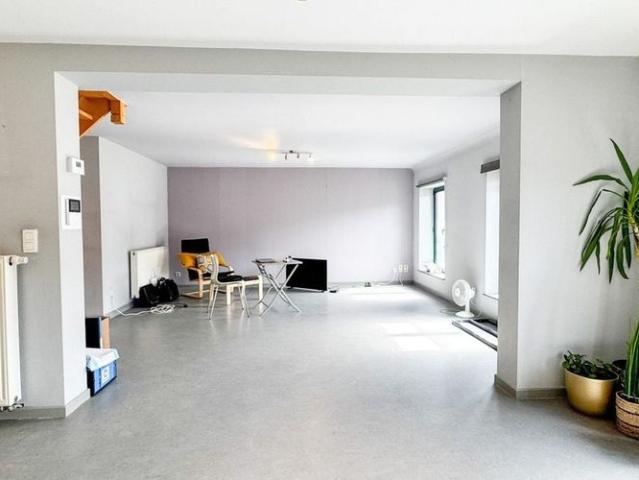 Appartement te huur in Geraardsbergen voor € 850 met 2 slaapkamers