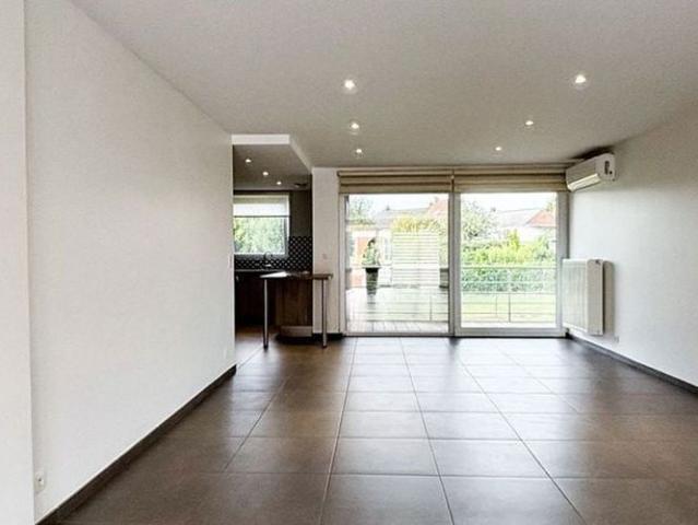 Appartement te huur in Gerpinnes voor € 1.290 met 3 slaapkamers