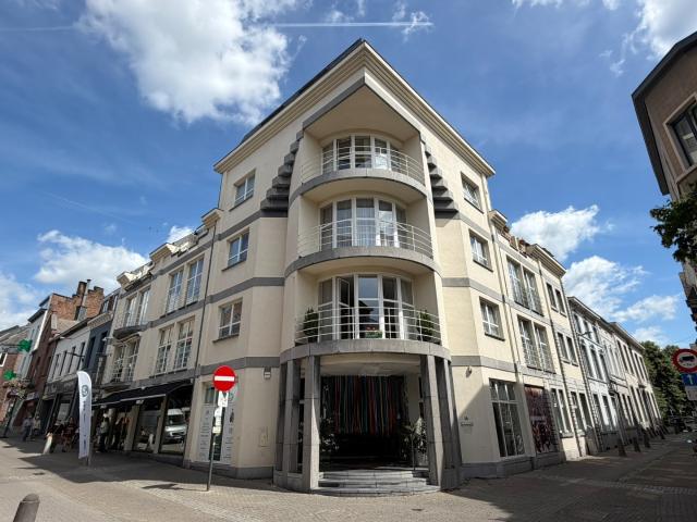 Appartement te huur in Halle met 3 slaapkamers