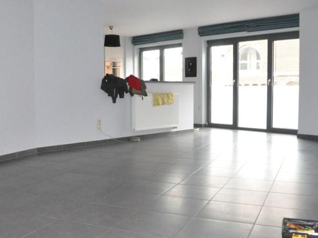 Appartement te huur in Hamme voor € 850 met 2 slaapkamers