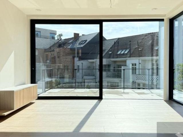 Appartement te huur in Hasselt voor € 1.050 met 1 slaapkamer