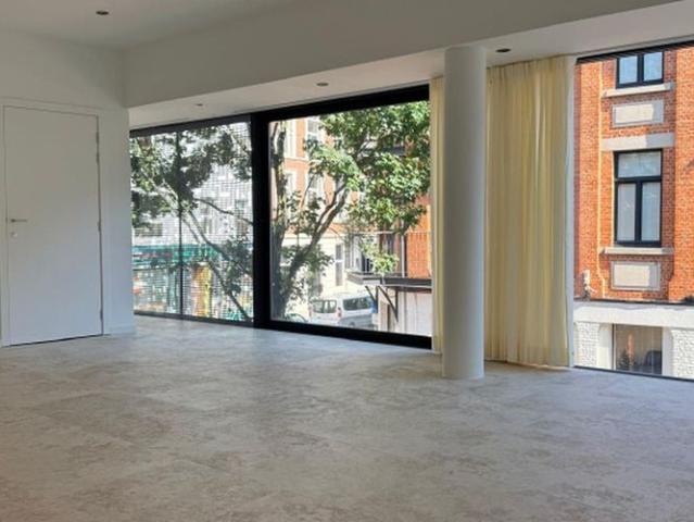 Appartement te huur in Hasselt voor € 1.100 met 1 slaapkamer