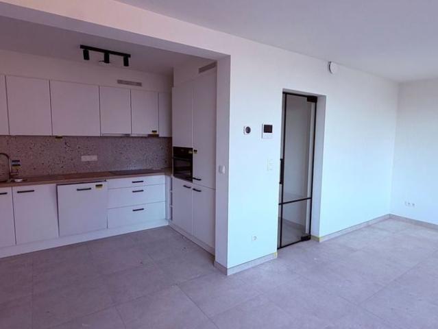 Appartement te huur in Hasselt voor € 1.240 met 3 slaapkamers
