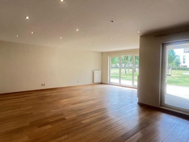 Appartement te huur in Hasselt voor € 1.250 met 3 slaapkamers