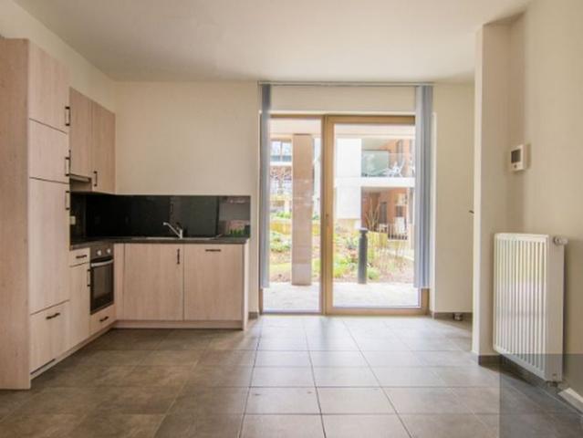 Appartement te huur in Hasselt voor € 1.250 met 1 slaapkamer