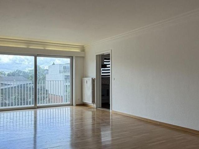 Appartement te huur in Harelbeke voor € 810 met 3 slaapkamers