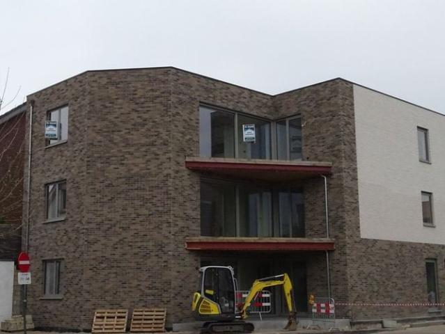 Appartement te huur in Heers voor € 880 met 2 slaapkamers