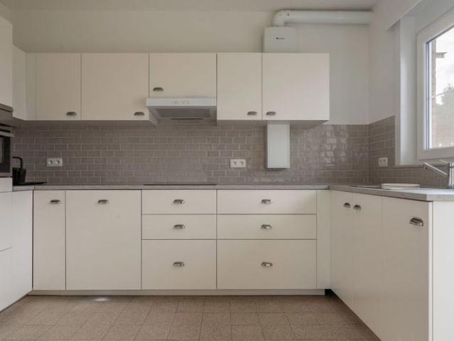 Appartement te huur in Hemiksem voor € 1.085 met 2 slaapkamers