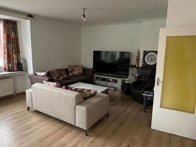 Appartement te huur in Hoboken voor € 850 met 2 slaapkamers