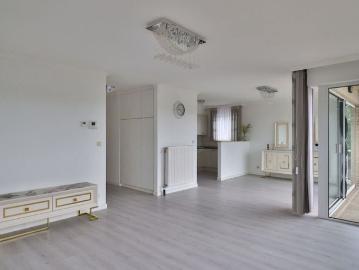 Appartement te huur in Hoboken voor € 1.200 met 3 slaapkamers