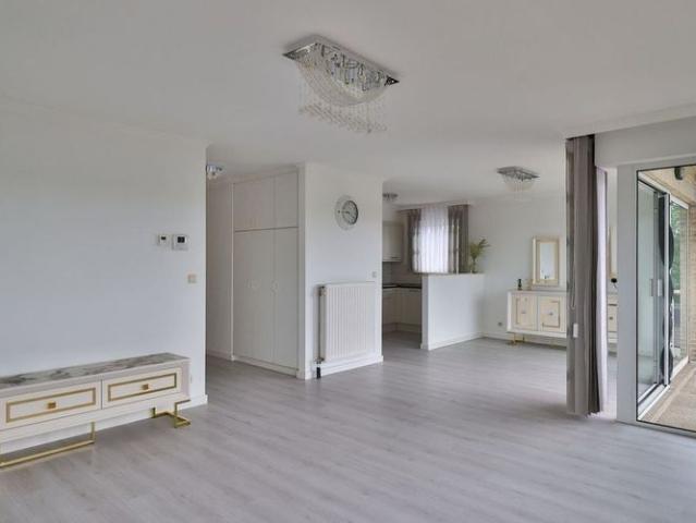 Appartement te huur in Hoboken voor € 1.200 met 3 slaapkamers