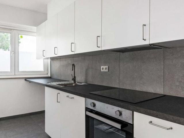 Appartement te huur in Hove voor € 980 met 2 slaapkamers