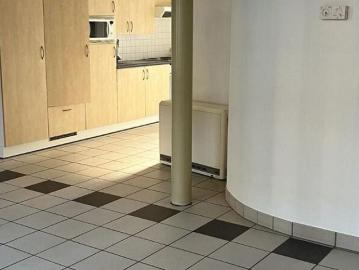 Appartement te huur in Ieper voor € 690 met 1 slaapkamer