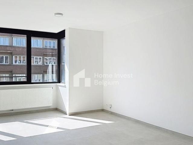 Appartement te huur in Jette voor € 1.100 met 2 slaapkamers