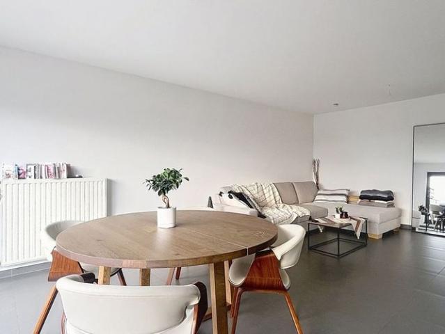 Appartement te huur in Kalmthout voor € 860 met 2 slaapkamers
