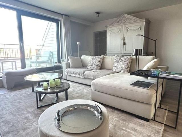 Appartement te huur in Knokke voor € 1.495 met 2 slaapkamers