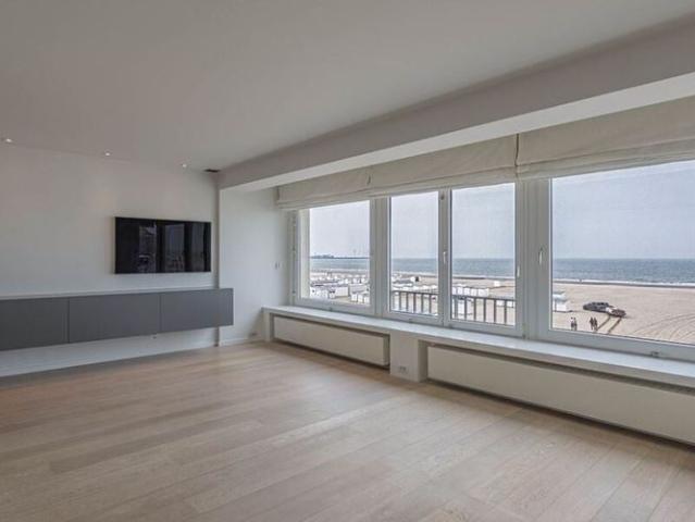 Appartement te huur in Knokke voor € 3.150 met 3 slaapkamers