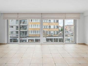 Appartement te huur in Koksijde voor € 895 met 2 slaapkamers