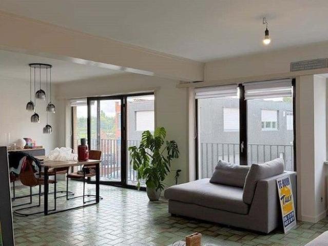 Appartement te huur in Komen voor € 700 met 2 slaapkamers