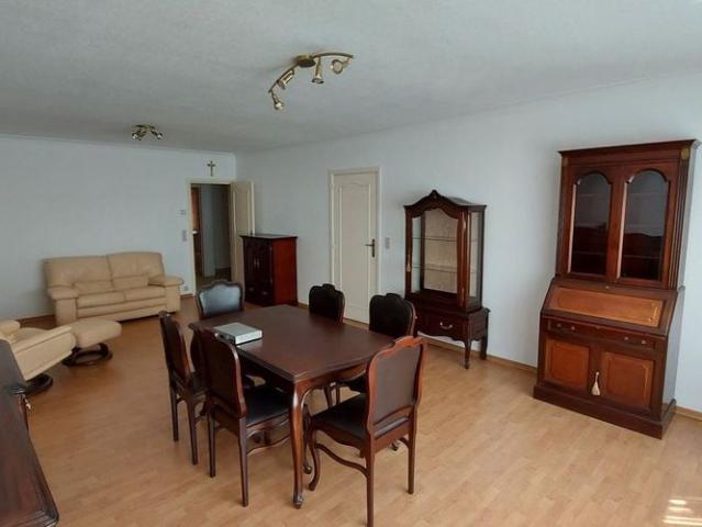 Appartement te huur in Kortrijk voor € 775 met 2 slaapkamers