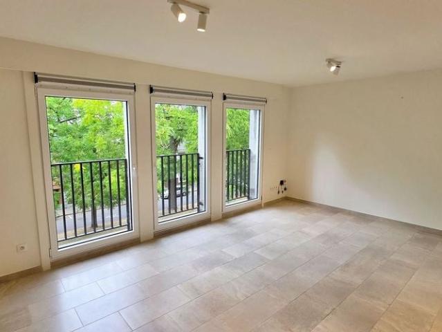 Appartement te huur in Kortrijk voor € 795 met 2 slaapkamers
