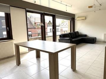 Appartement te huur in Kortrijk voor € 790 met 2 slaapkamers