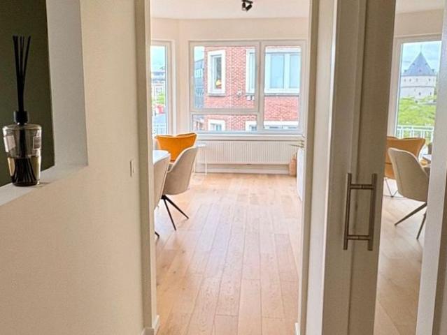 Appartement te huur in Kortrijk voor € 875 met 2 slaapkamers