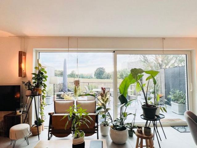 Appartement te huur in Kraainem voor € 1.650 met 2 slaapkamers