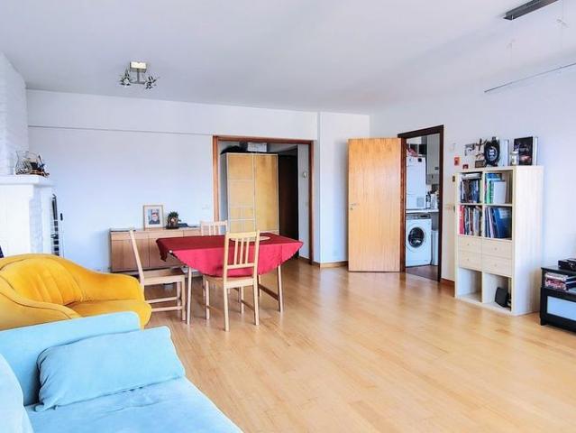 Appartement te huur in Kraainem voor € 1.800 met 3 slaapkamers