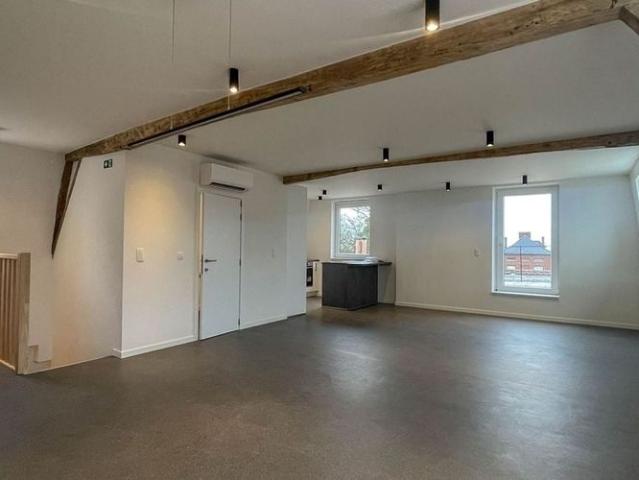 Appartement te huur in Lamain voor € 895 met 3 slaapkamers