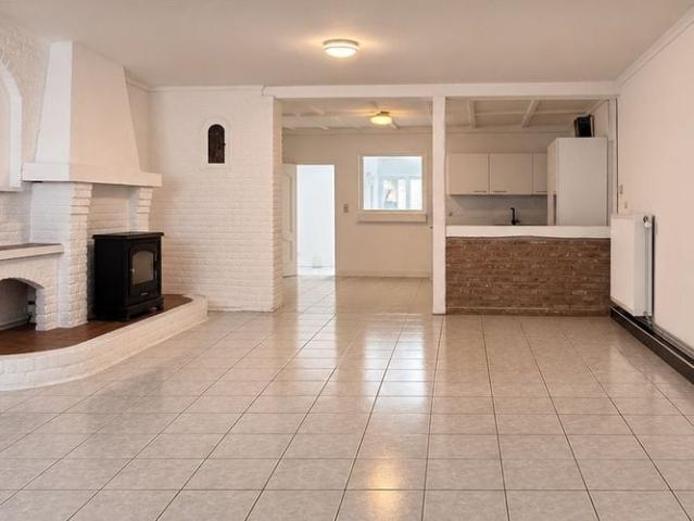 Appartement te huur in Lanaken voor € 875 met 1 slaapkamer