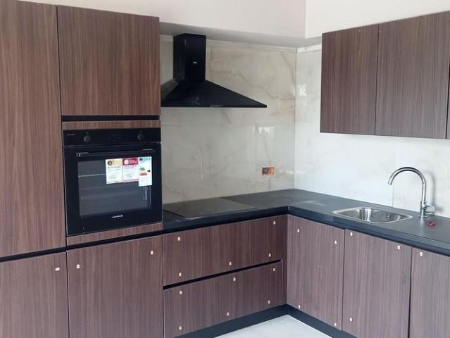 Appartement te huur in Lanaken voor € 1.080 met 2 slaapkamers