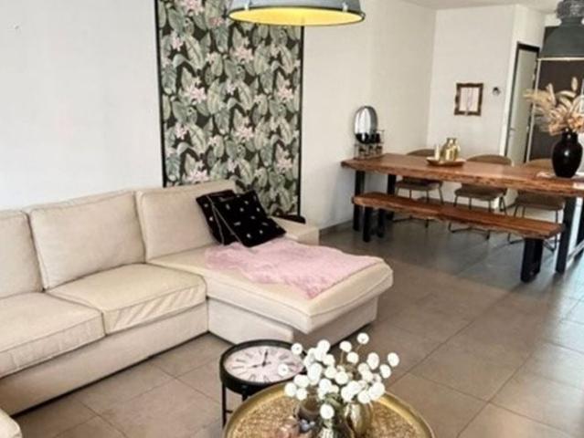 Appartement te huur in Lebbeke voor € 850 met 2 slaapkamers