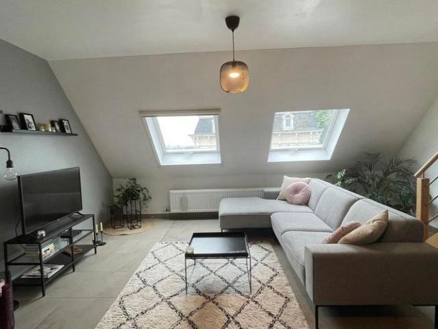 Appartement te huur in Lede voor € 800 met 2 slaapkamers