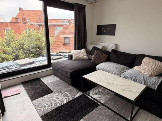Appartement te huur in Ledegem voor € 700 met 1 slaapkamer
