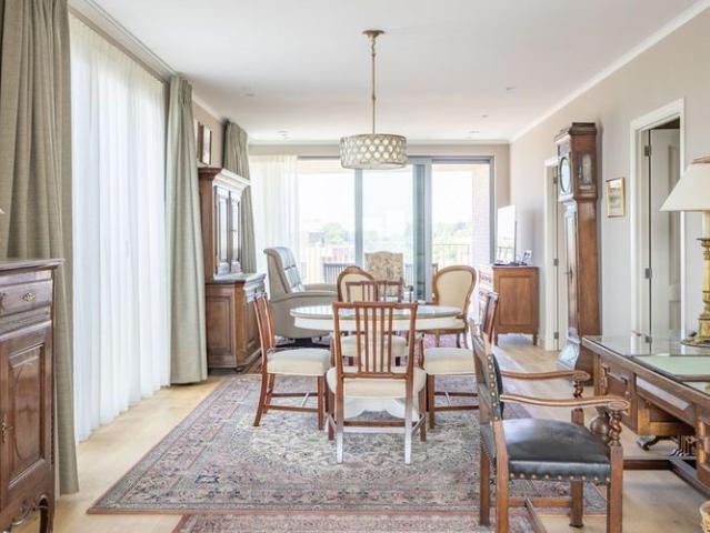 Appartement te huur in Leuven voor € 1.750 met 2 slaapkamers