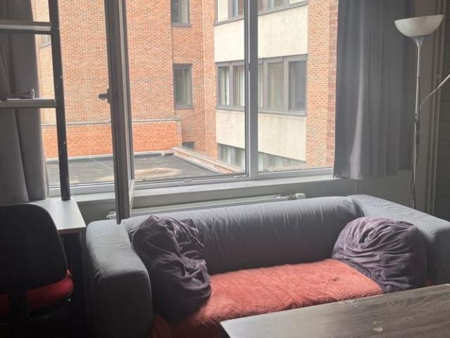 Appartement te huur in Leuven voor € 725 met 1 slaapkamer