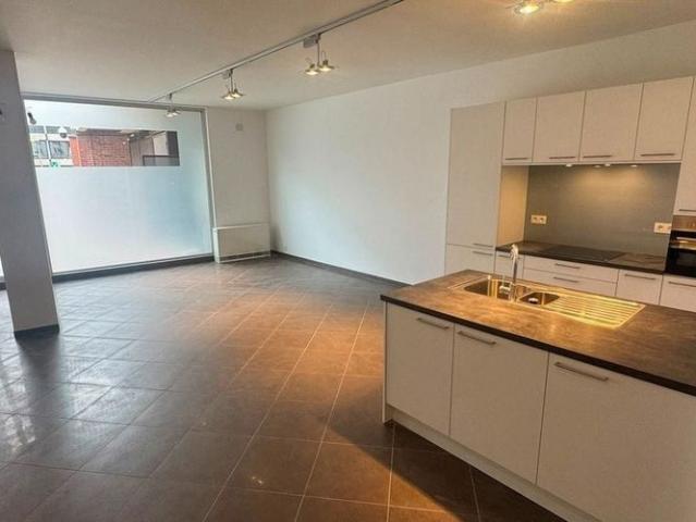 Appartement te huur in Leuven voor € 950 met 1 slaapkamer