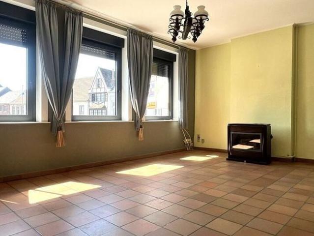 Appartement te huur in Leuze en Hainaut voor € 750 met 2 slaapkamers