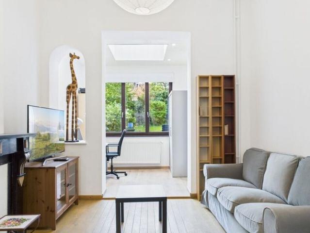 Appartement te huur in Liège voor € 450 met 1 slaapkamer