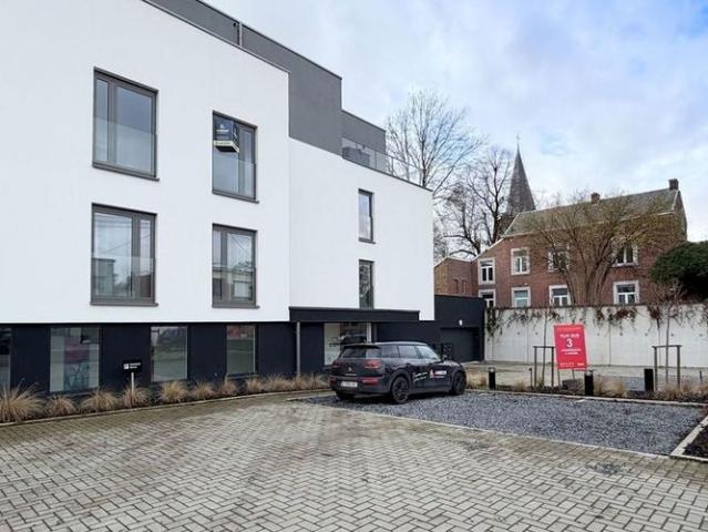 Appartement te huur in Liers voor € 1.100 met 2 slaapkamers