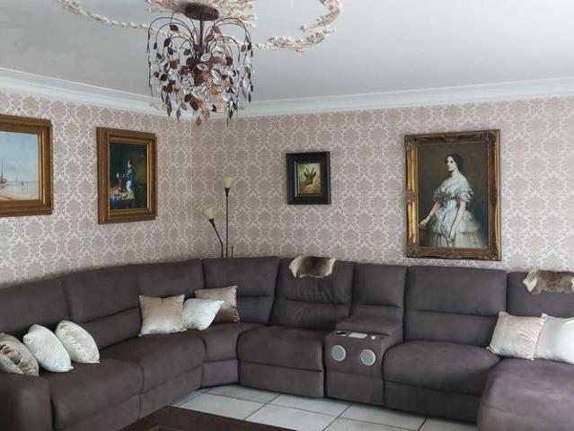 Appartement te huur in Lommel voor € 1.500 met 2 slaapkamers