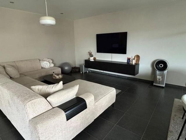 Appartement te huur in Lommel voor € 775 met 1 slaapkamer