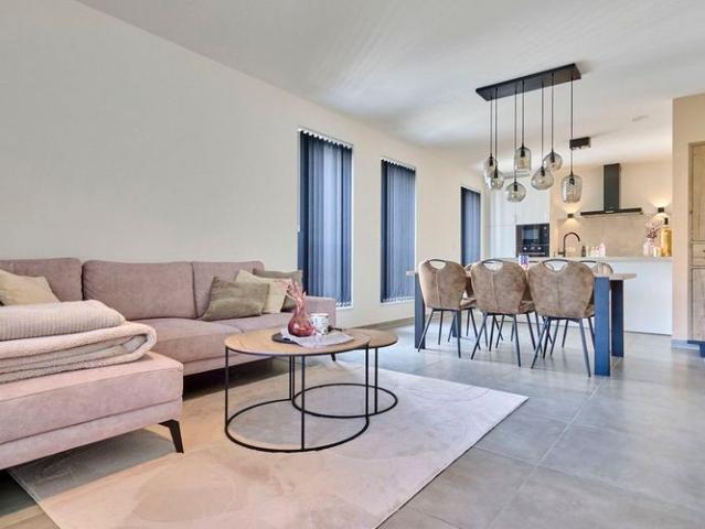 Appartement te huur in Lommel voor € 950 met 2 slaapkamers