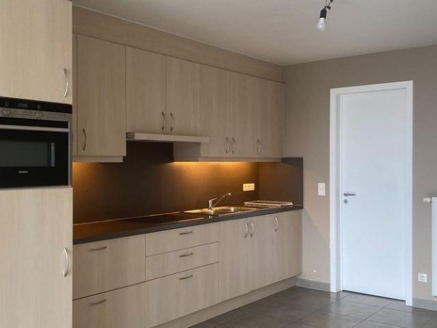 Appartement te huur in Lotenhulle voor € 790 met 3 slaapkamers