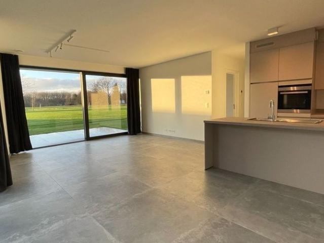 Appartement te huur in Putte voor € 995 met 2 slaapkamers
